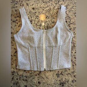 New VS active/sports bra/corset Crop Top  zip up size M